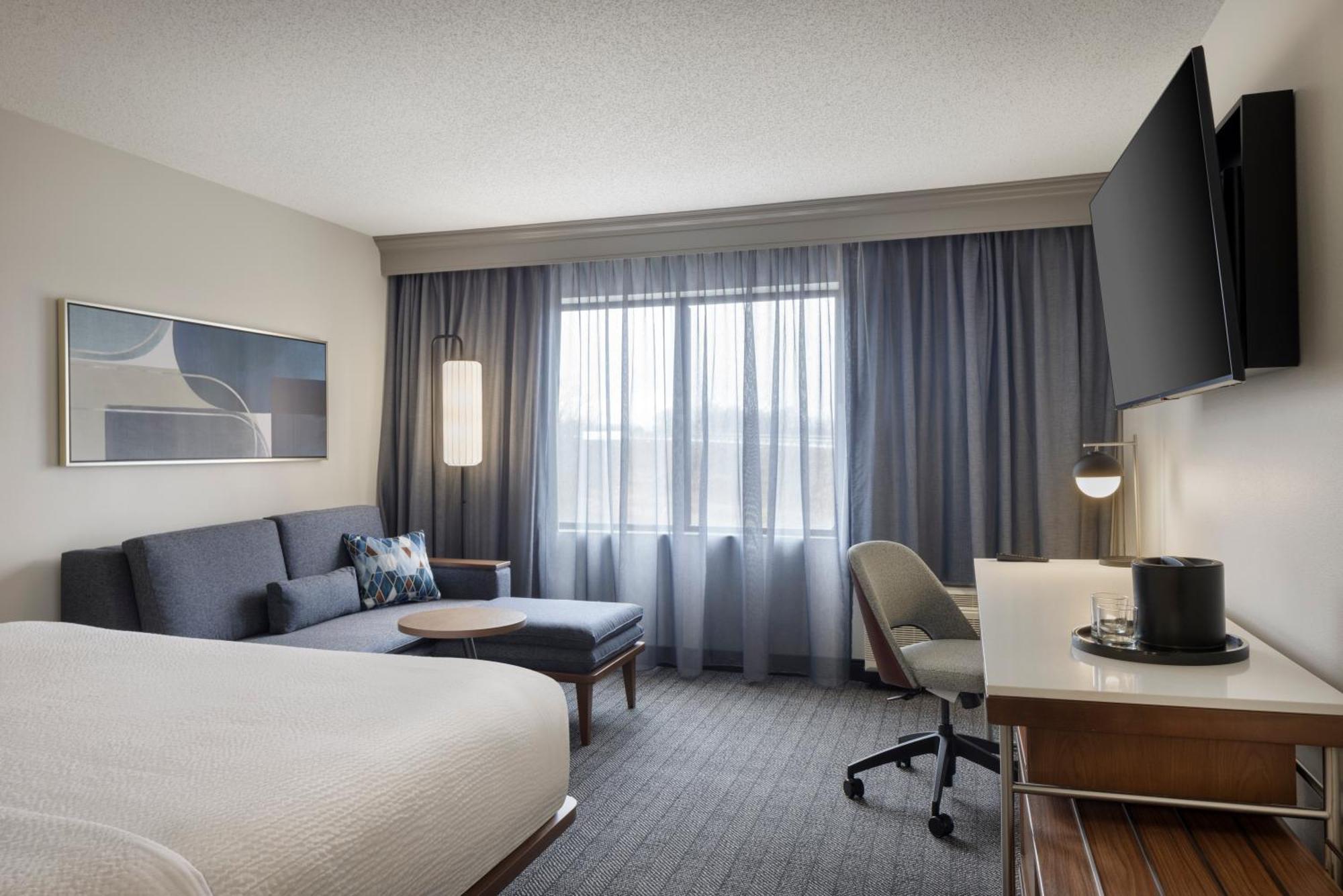 Hotel Courtyard By Marriott Springfield Airport Extérieur photo